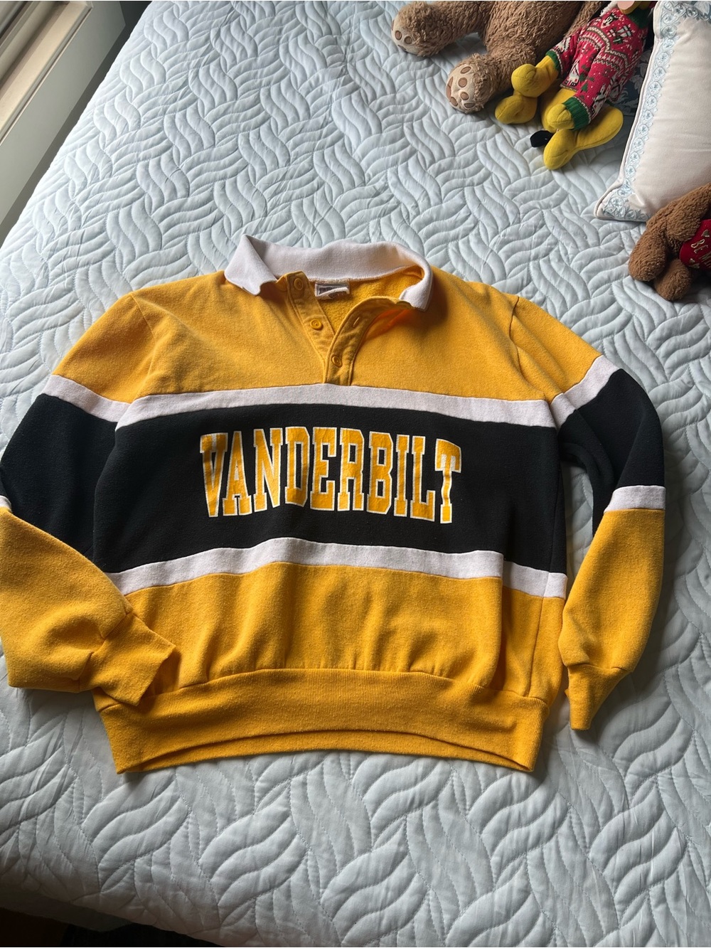 Vintage Vanderbilt Collared Pullover Top